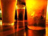 beer glasses image